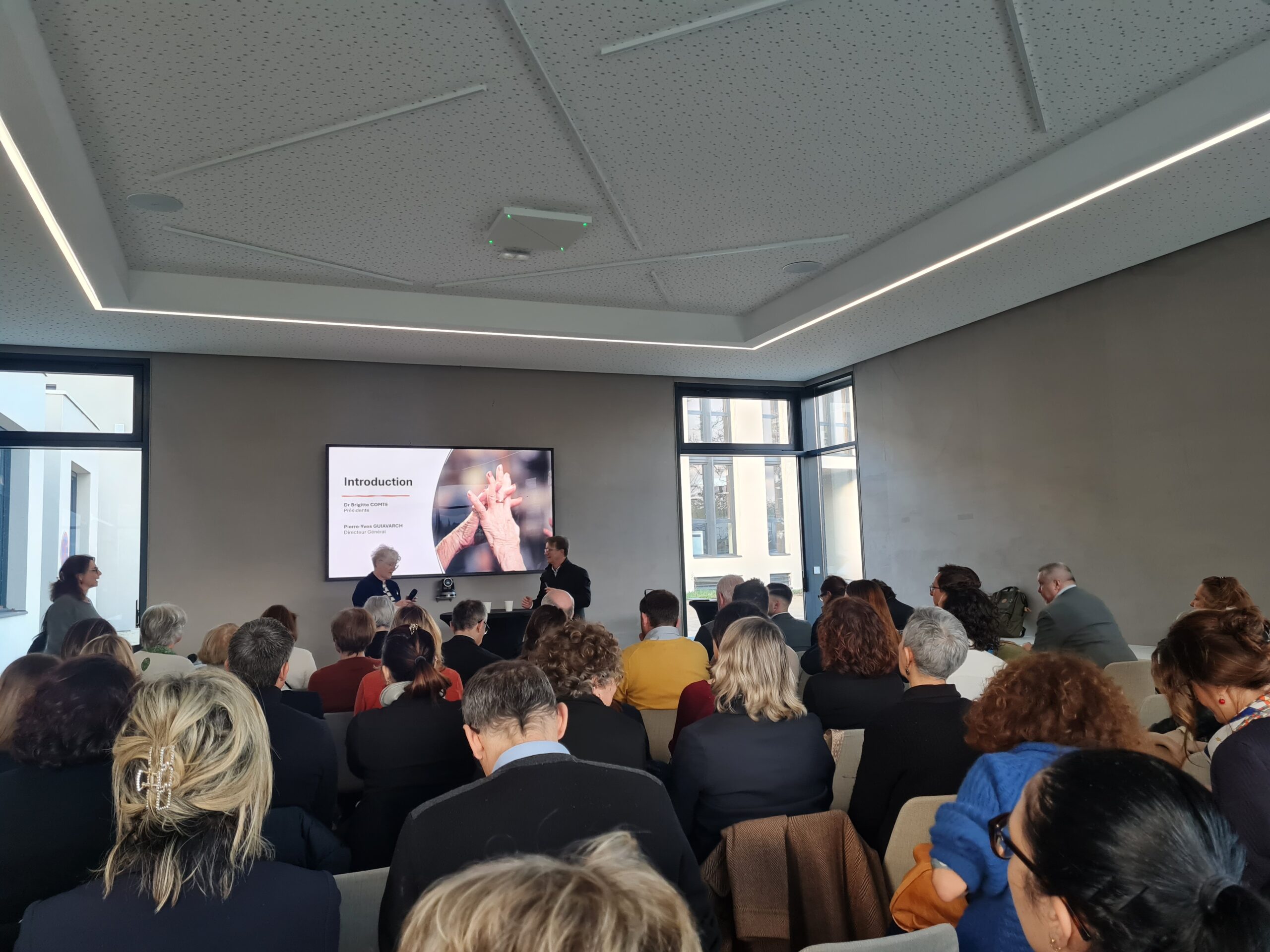 technologie au service des personnes agées