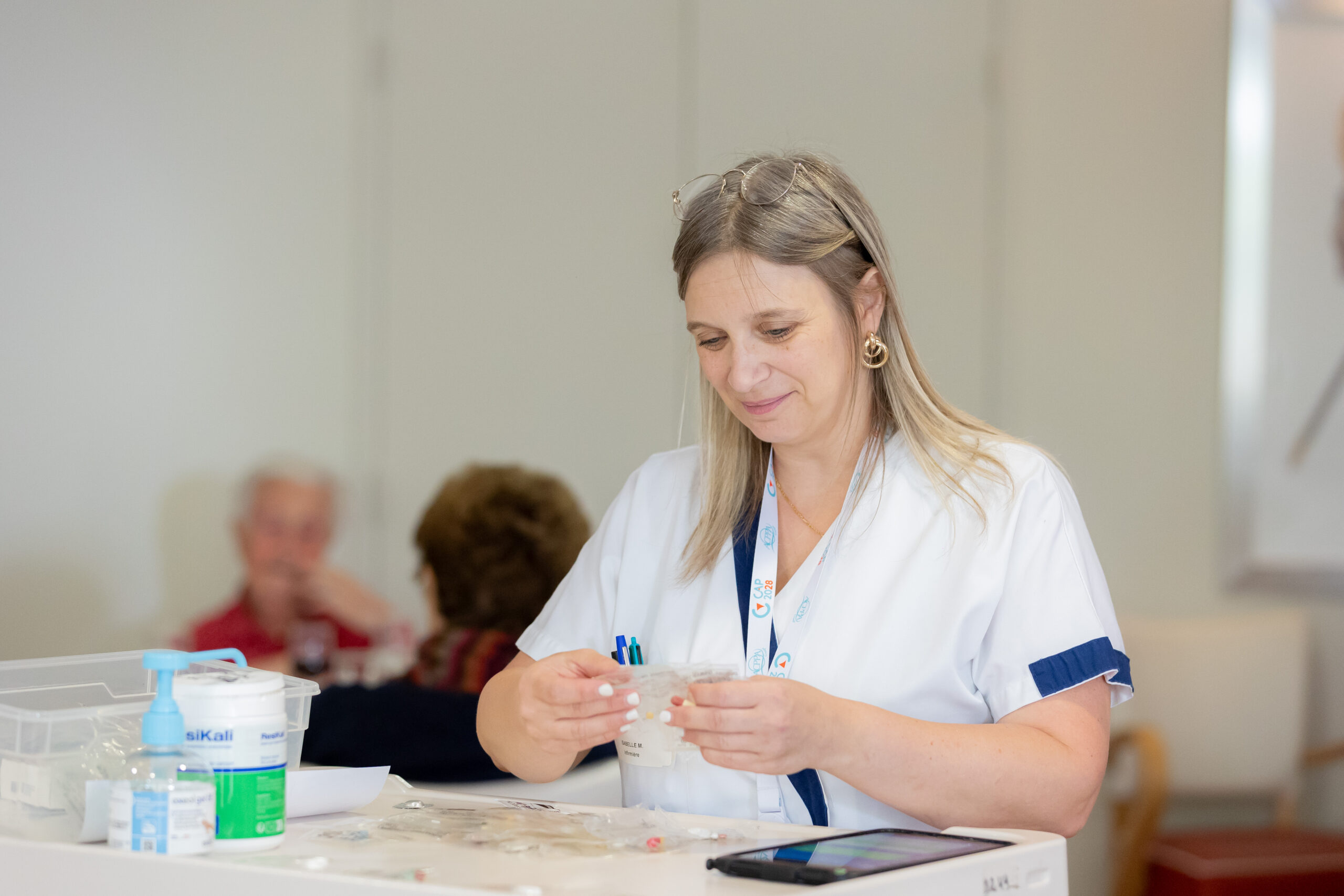 ia au service des personnes agees